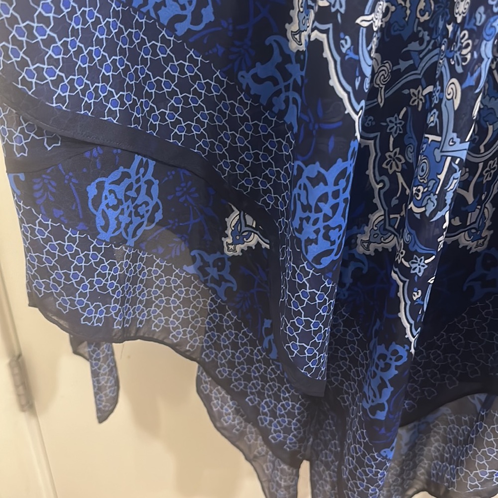 Black Label by Chico’s blue and white handkerchief dress sz 2 (US L) - Picture 5 of 6